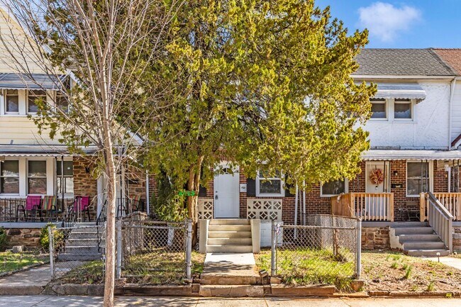 property at 5443 Jonquil Ave
