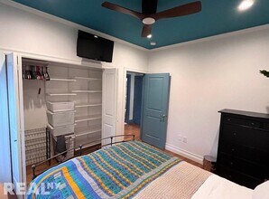 283 E 4th St in New York, NY - Building Photo - Building Photo