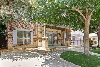 3138 Rogers Ave in Fort Worth, TX - Building Photo - Building Photo