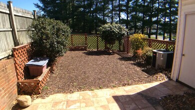 1929 Sussex Rd in Blacksburg, VA - Building Photo - Building Photo