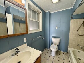 1280 Phelps St in Ottawa, IL - Foto de edificio - Building Photo