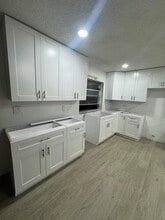 6260 SW 6th St in Margate, FL - Building Photo - Building Photo