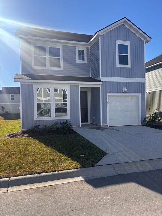 174 Cypress Holw Dr in Little River, SC - Building Photo