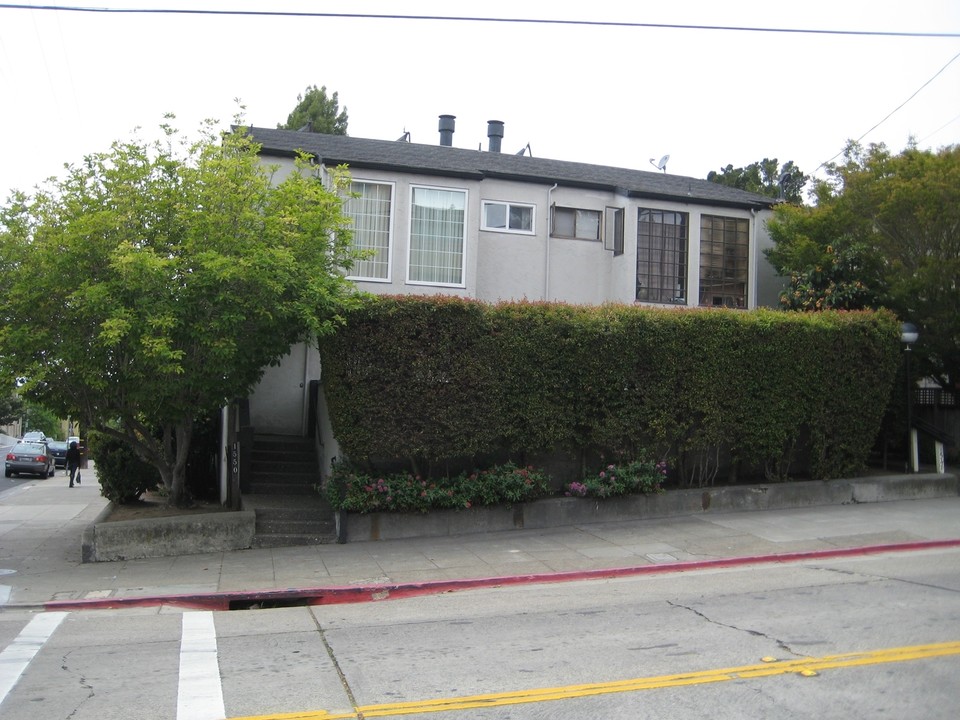 1550 Oxford St in Berkeley, CA - Foto de edificio