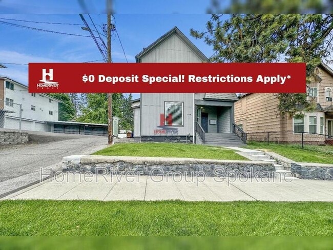 property at 712 S Maple St