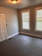 1011 Sayre St in Montgomery, AL - Building Photo - Building Photo