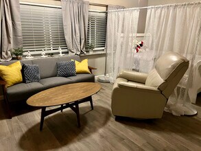 5003 Whitney Ave in Carmichael, CA - Building Photo - Building Photo