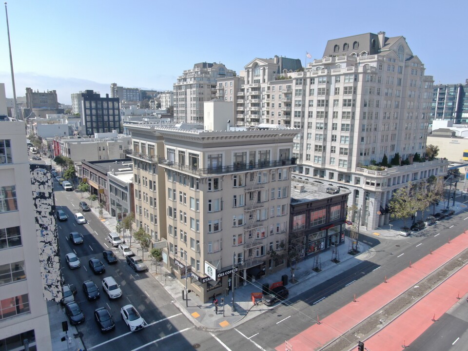 Inverness Apartments in San Francisco, CA - Building Photo