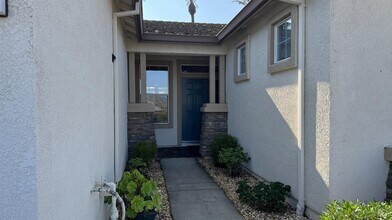364 Whistling Straits Way in Rio Vista, CA - Building Photo - Building Photo