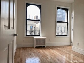 250 Fort Washington Ave in New York, NY - Building Photo - Building Photo