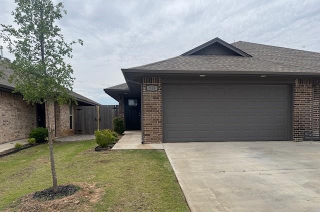 918 Coles Creek in Yukon, OK - Building Photo - Building Photo