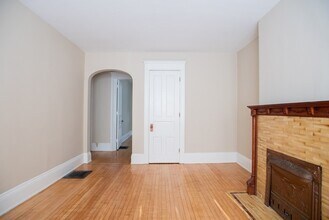 2728 N Murray Ave in Milwaukee, WI - Building Photo - Building Photo