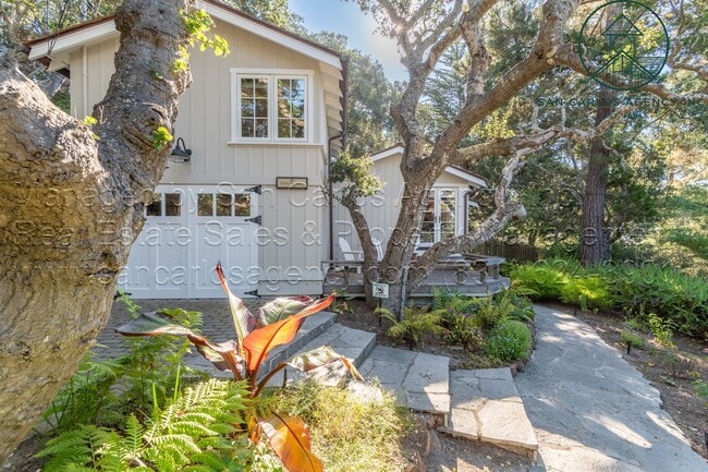 9 Santa Rita St in Carmel By The Sea, CA - Building Photo - Building Photo