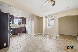 324 W 36th St in Norfolk, VA - Building Photo - Building Photo