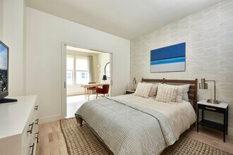 400 Claremont Ave in Jersey City, NJ - Building Photo - Building Photo