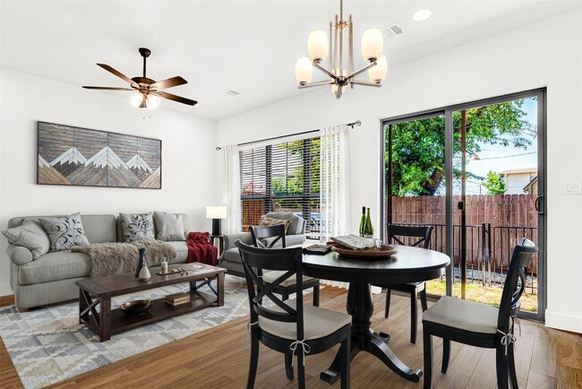 3676 Rickshaw Dr in Dallas, TX - Building Photo - Building Photo