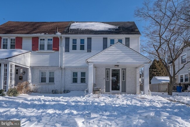 property at 227 E Hathaway Ln