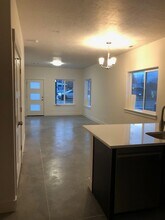 2121 S Montana Ave-Unit -Unit A in Caldwell, ID - Foto de edificio - Building Photo