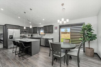 4500 W 34th St N in Sioux Falls, SD - Building Photo - Building Photo