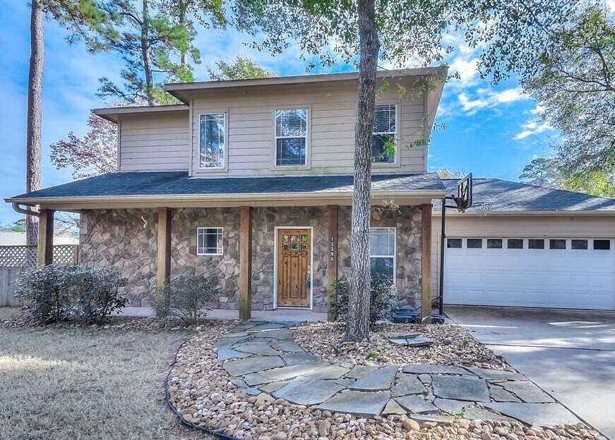 13396 Teel Rd in Montgomery, TX - Foto de edificio