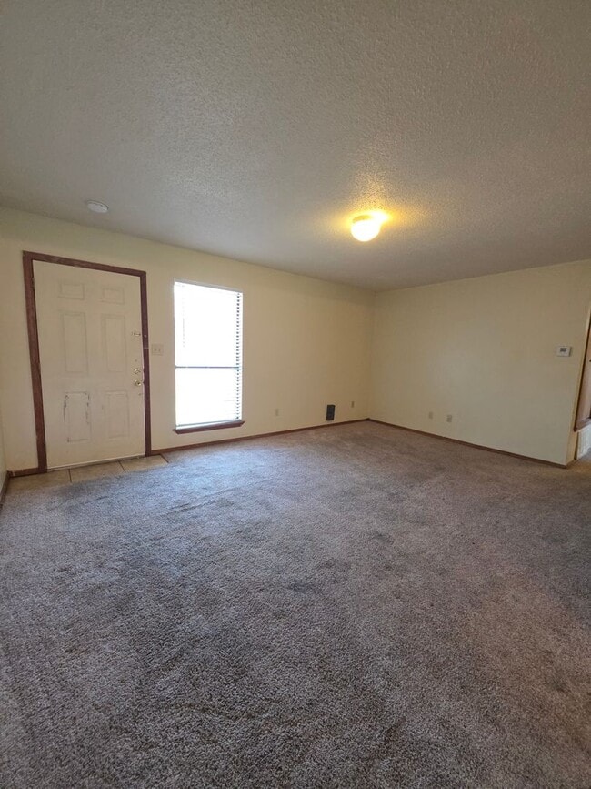 1208 S Frankfort Ave in Russellville, AR - Building Photo - Building Photo