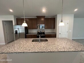 198 Eagle Hbr Wy in Daytona Beach, FL - Building Photo - Building Photo