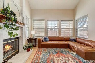 1714 Foxfield Dr in Castle Rock, CO - Foto de edificio - Building Photo