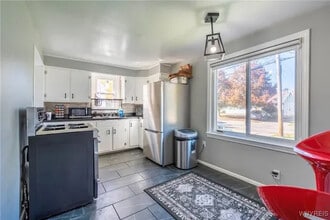 5645 West Ln in Lakeview, NY - Building Photo - Building Photo