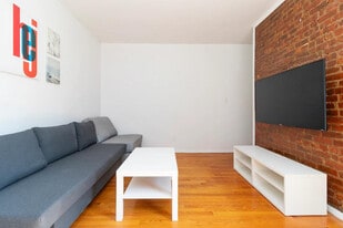 1789 1st Ave in New York, NY - Building Photo