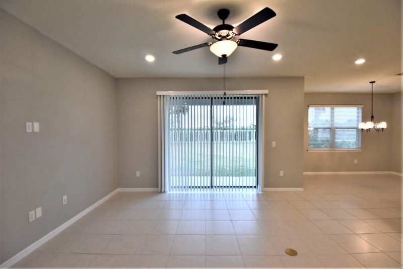 11103 Sage Canyon Dr. in Riverview, FL - Building Photo