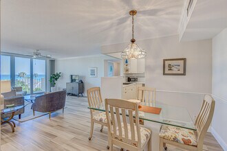 630 Ocean Dr in Juno Beach, FL - Building Photo - Building Photo
