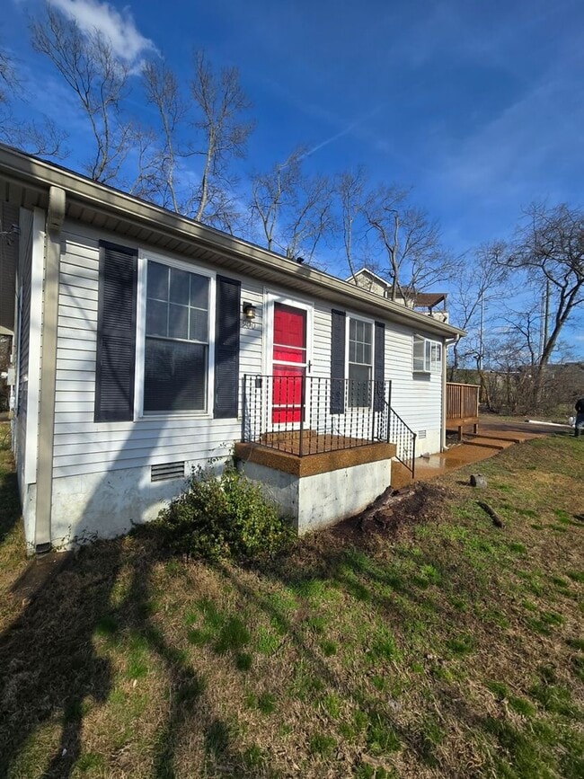 property at 900 Morrow Rd