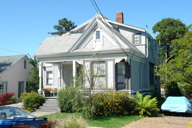 1426 Spruce St in Berkeley, CA - Building Photo - Building Photo