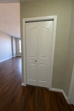 1053-1010 10 St SW in Calgary, AB - Building Photo - Building Photo