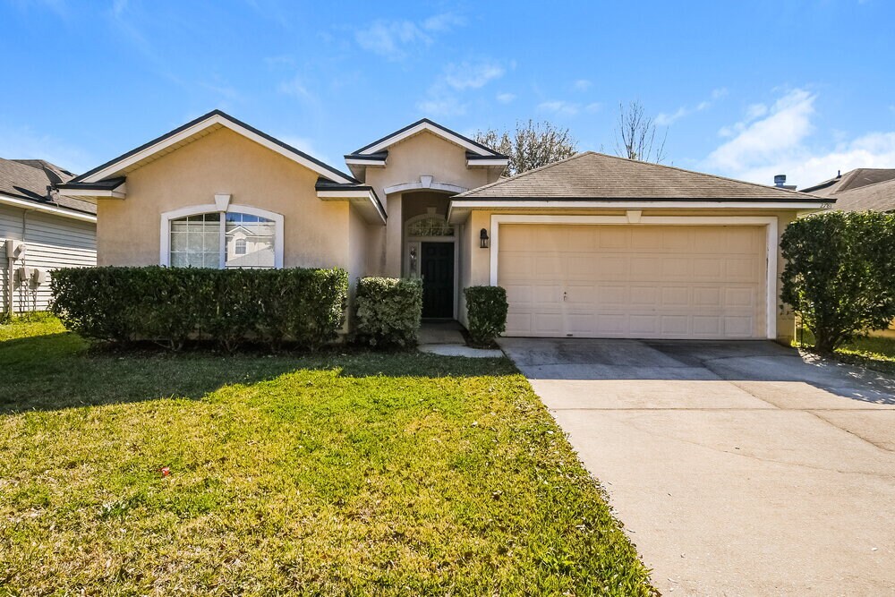 2781 Cross Creek Dr in Green Cove Springs, FL - Building Photo