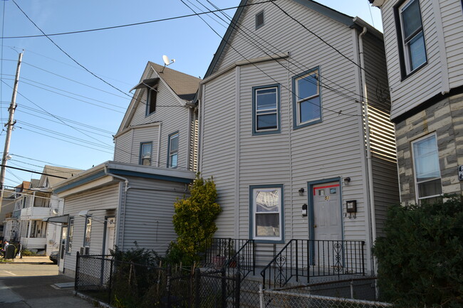 49 Quincy St