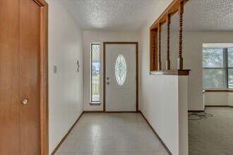 8929 NE 52nd St in Spencer, OK - Building Photo - Building Photo