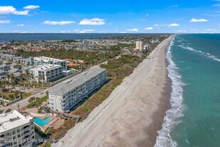 3037 S Hwy A1A in Melbourne Beach, FL - Building Photo