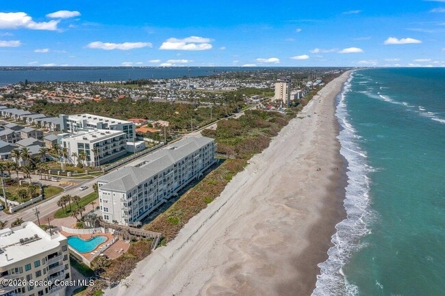 property at 3037 S Hwy A1A