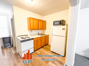 8 Loomis St, Unit 102 in Montpelier, VT - Building Photo - Building Photo