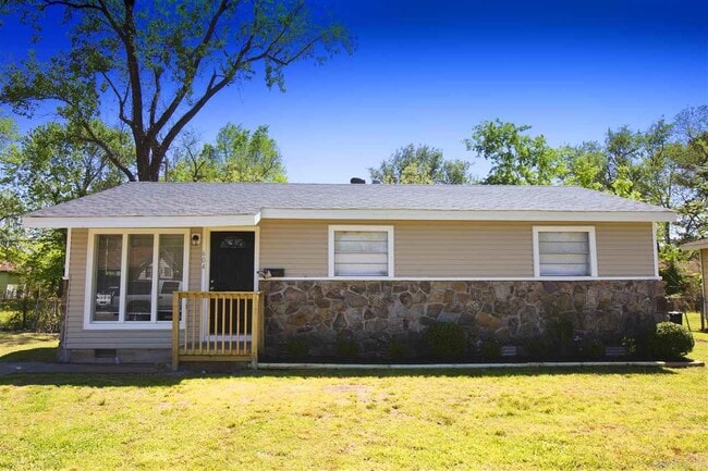 property at 604 Dorothy Dr