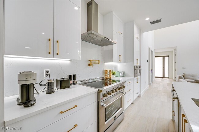 property at 3400 Canal St