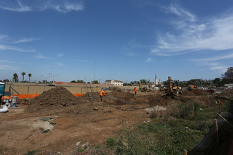 Luna in La Habra, CA - Building Photo - Building Photo