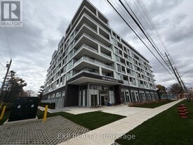 500 Plains Rd E in Burlington, ON - Building Photo