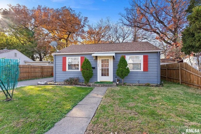 property at 1025 38th St