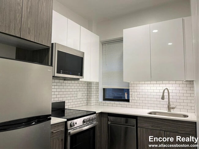 property at 11 Peterborough St