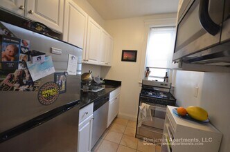 72 Brainerd Rd, Unit 18 in Boston, MA - Building Photo - Building Photo