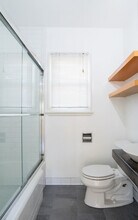 3555 Beethoven St, Unit 3555 in Los Angeles, CA - Foto de edificio - Building Photo