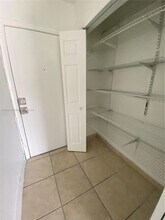 5949 Sunset Drive South in South Miami, FL - Building Photo - Building Photo