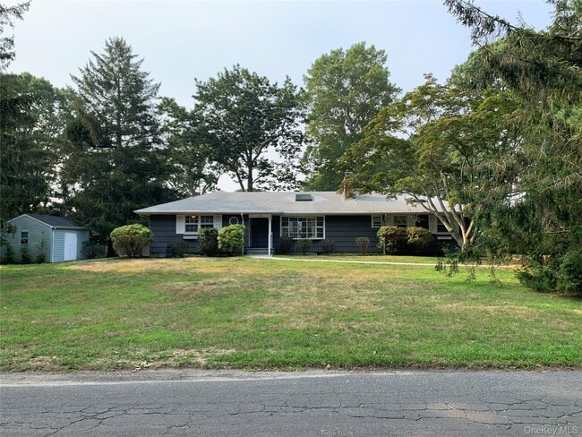 250 Krause Rd in Mattituck, NY - Building Photo - Building Photo